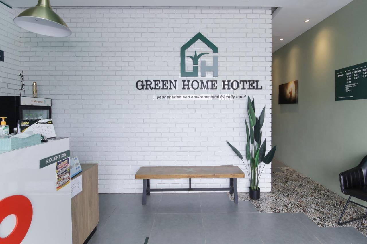 Oyo 90399 Green Home Hotel Syariah Sepang Luaran gambar