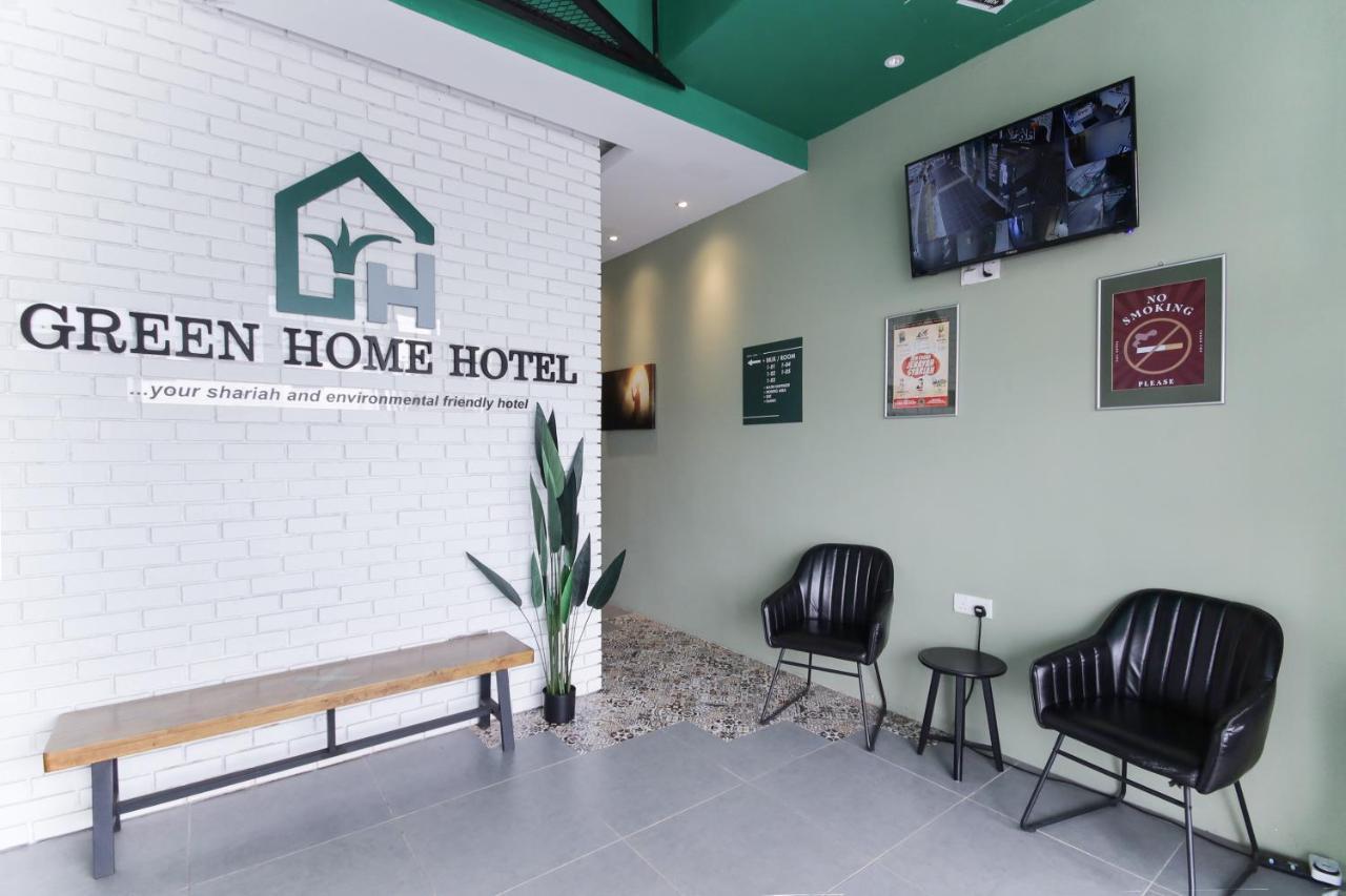 Oyo 90399 Green Home Hotel Syariah Sepang Luaran gambar